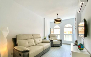 Amazing apartment in Torrevieja with Outdoor swimming pool, WiFi and 2 Bedrooms